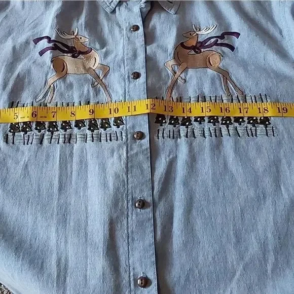 Falls Creek Denim Shirt Christmas theme Sz L - Picture 6 of 8